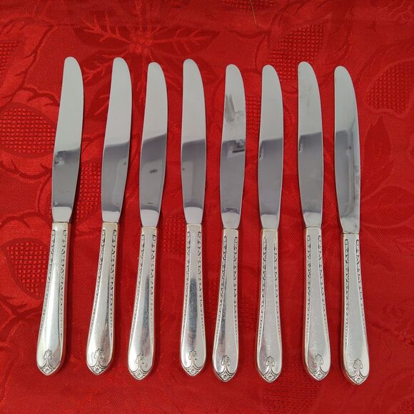 8 BK 1940'S Wm ROGERS "EXQUISITE" Butter Knives Silver Plated Beautiful - Picture 2 of 11